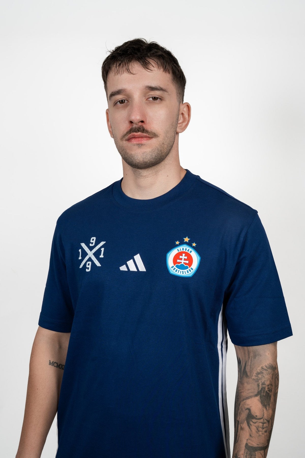 Adidas men's t-shirt dark blue/white