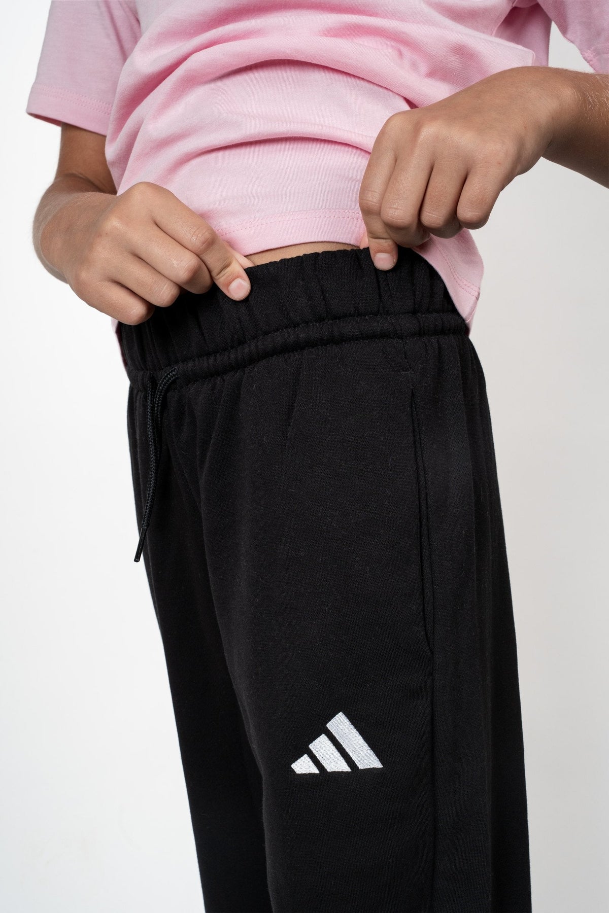 Adidas schwarze Kinder-Jogginghose