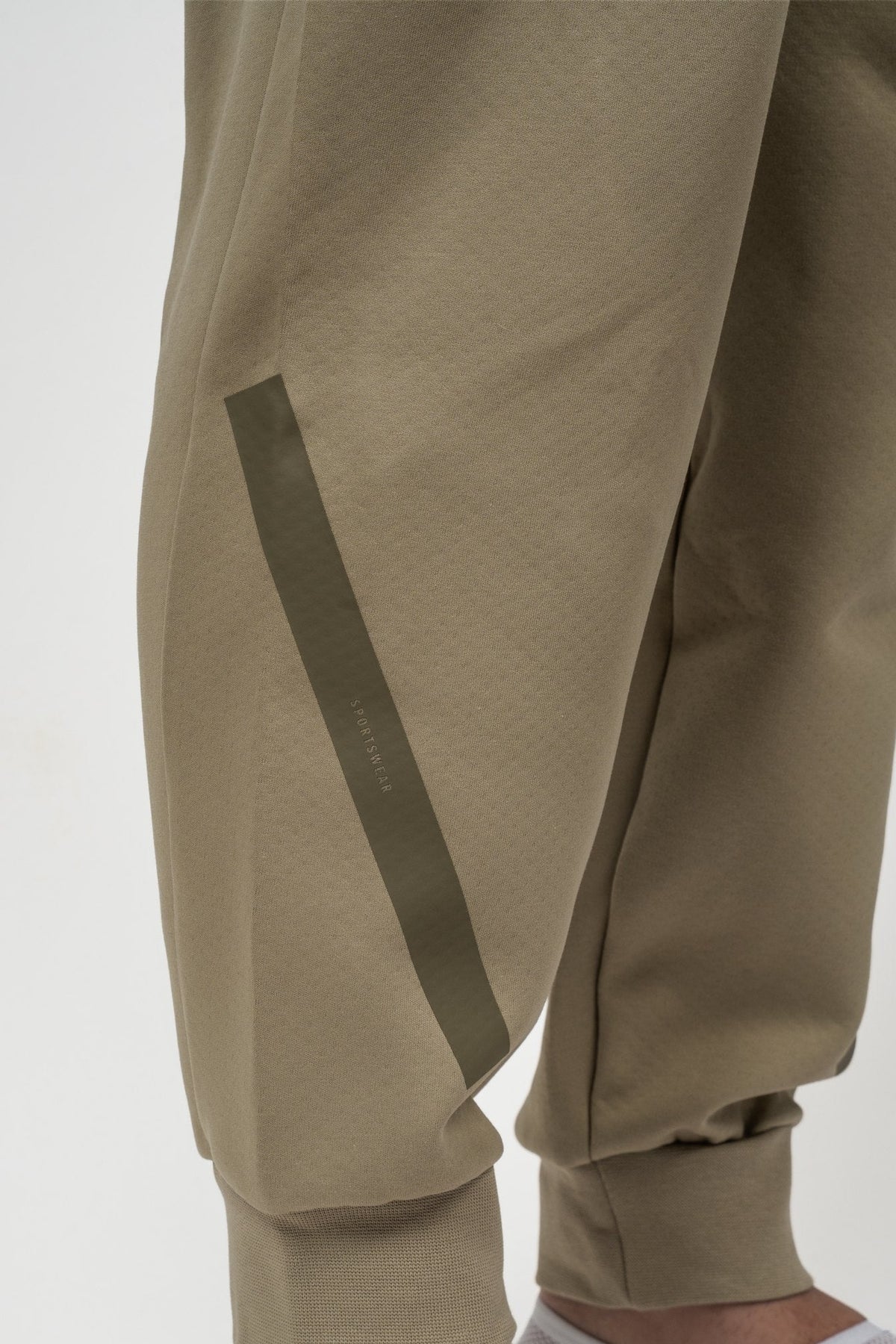 Adidas men's Z.N.E. wonder cargo sweatpants
