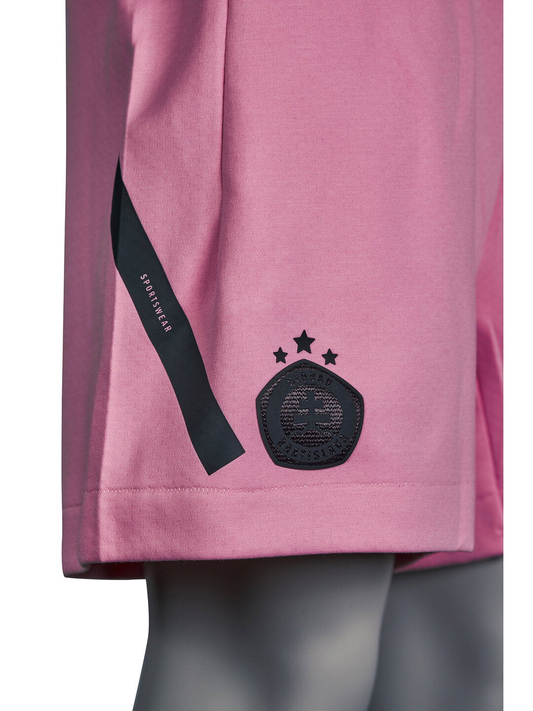 Adidas Damen-Shorts ZNE in Pink