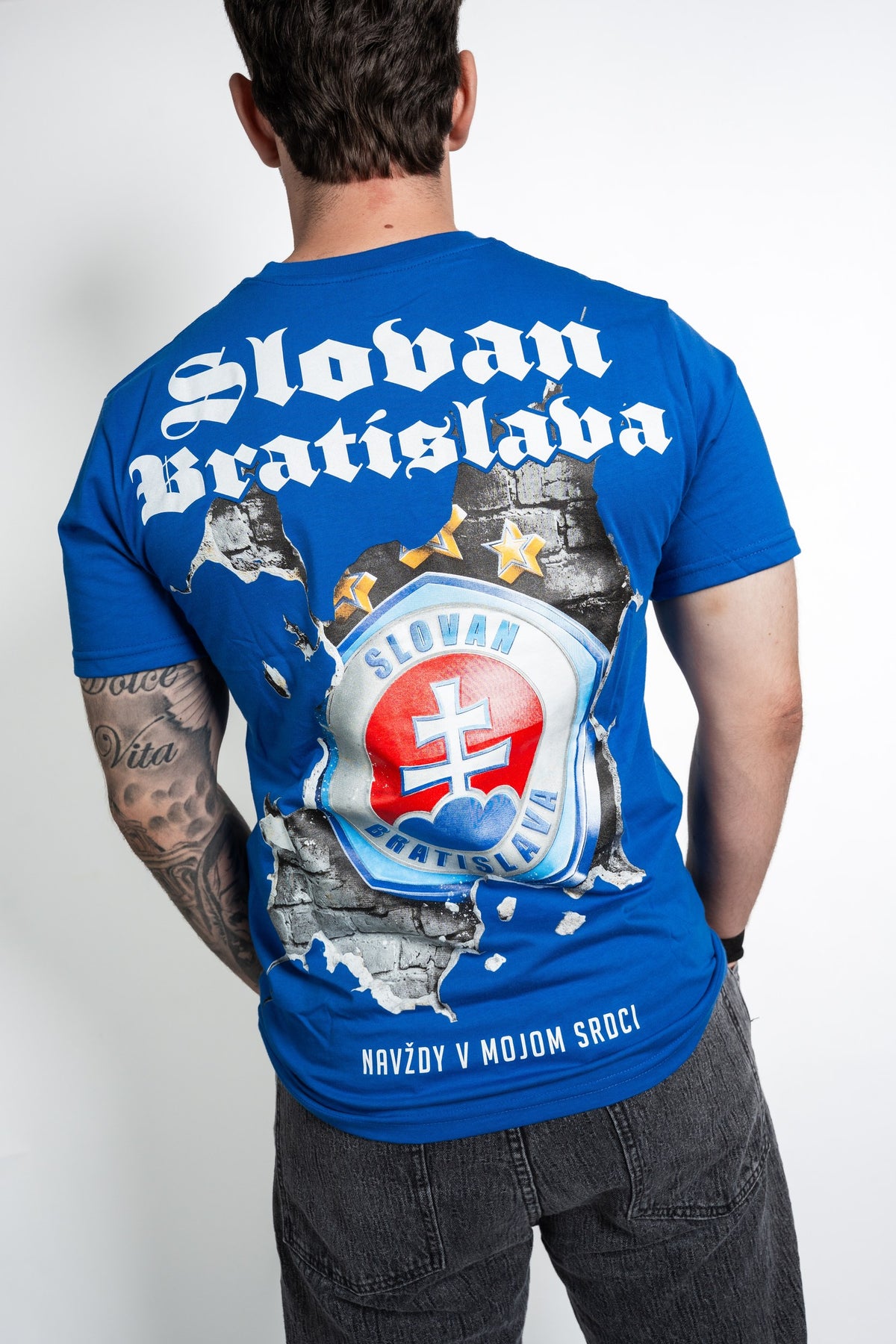 Slovan Style Herren-T-Shirt in Blau „Für immer im Herzen“